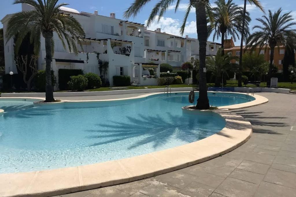 2 Bedroom, Sea Front Complex W Pool And Private Garden Jávea Esterno foto